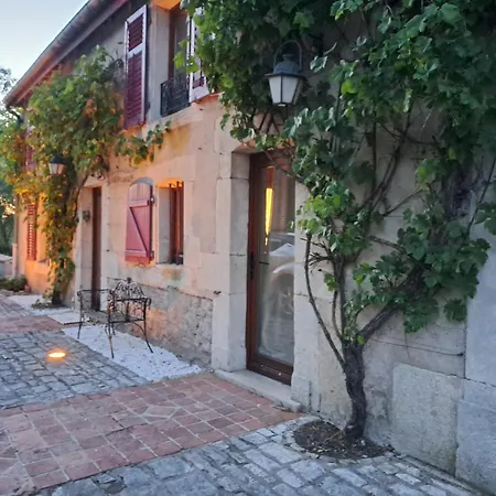 Clos Du Chateau Holiday home